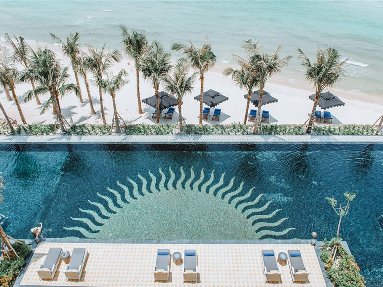 Impacts of Merger and Acquisition of International Hotel Companies on Hotel Owners