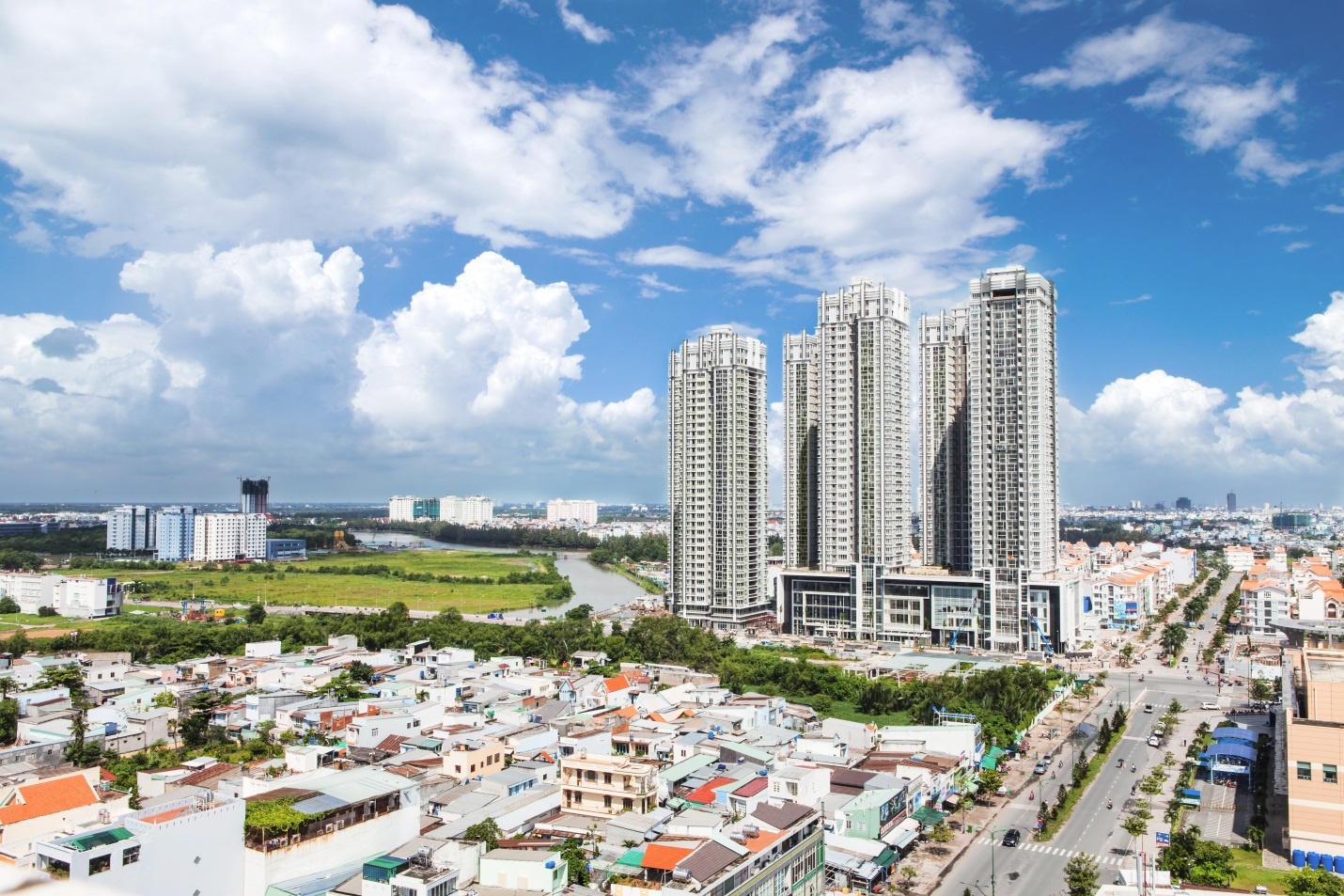Thị trường bất động sản Việt Nam 