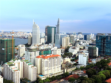 Các ngân hàng Việt Nam đang cho vay bất động sản ra sao?